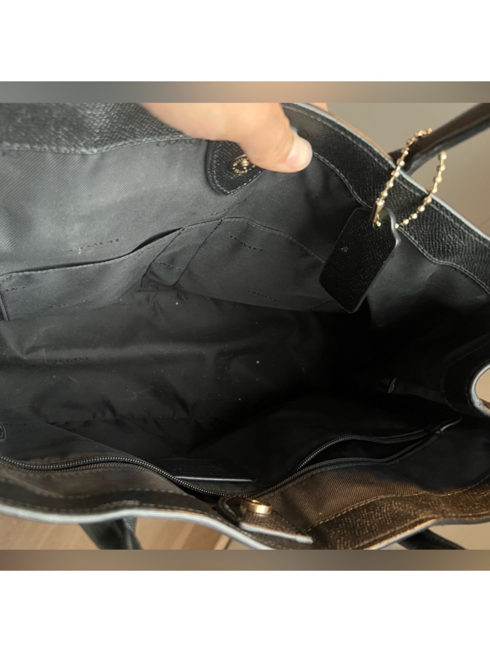 Coach Black Crossgrain Leather Structured Tote Bag Gold Hardware Hangtag Charm - Picture 9 of 11